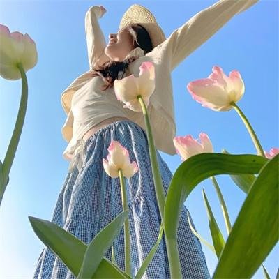 戎马香宵